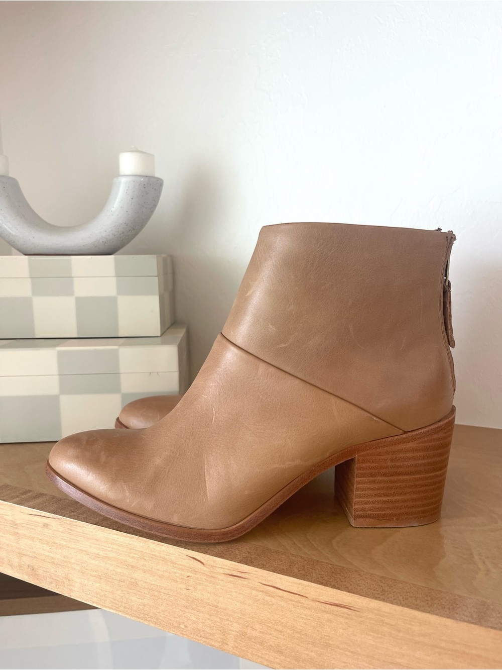Nisolo Dari 2.0 Almond Tan Brown Heeled Leather Ankle Booties Boots Size 9